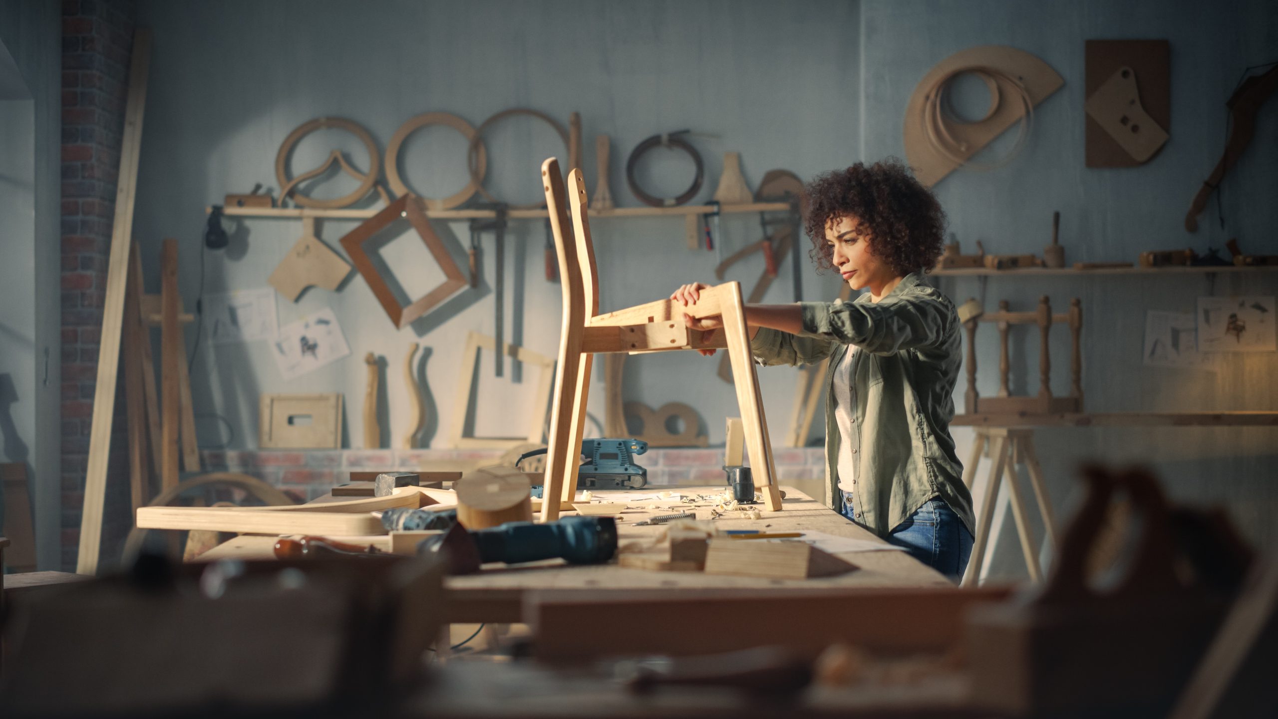 The fifth dimension of e-commerce image-2